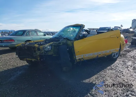 1999 Ford Mustang z USA, uszkodzony, nr VIN 1FAFP4440XF208404